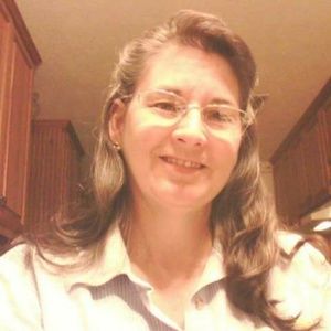 Meet your Posher, Lauralee